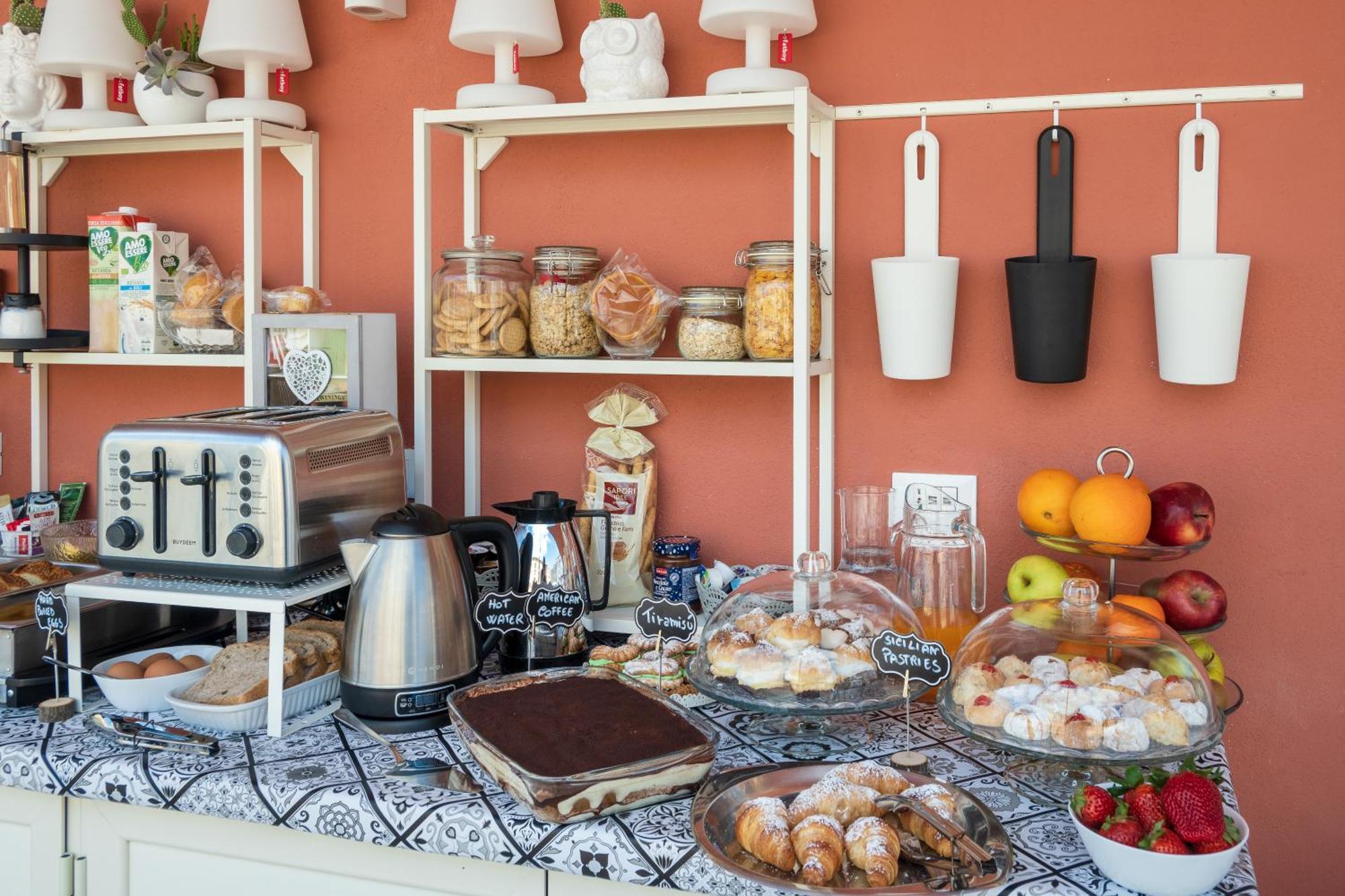 Ciccio Rooms And Breakfast - Self Check-In Palermo Zewnętrze zdjęcie