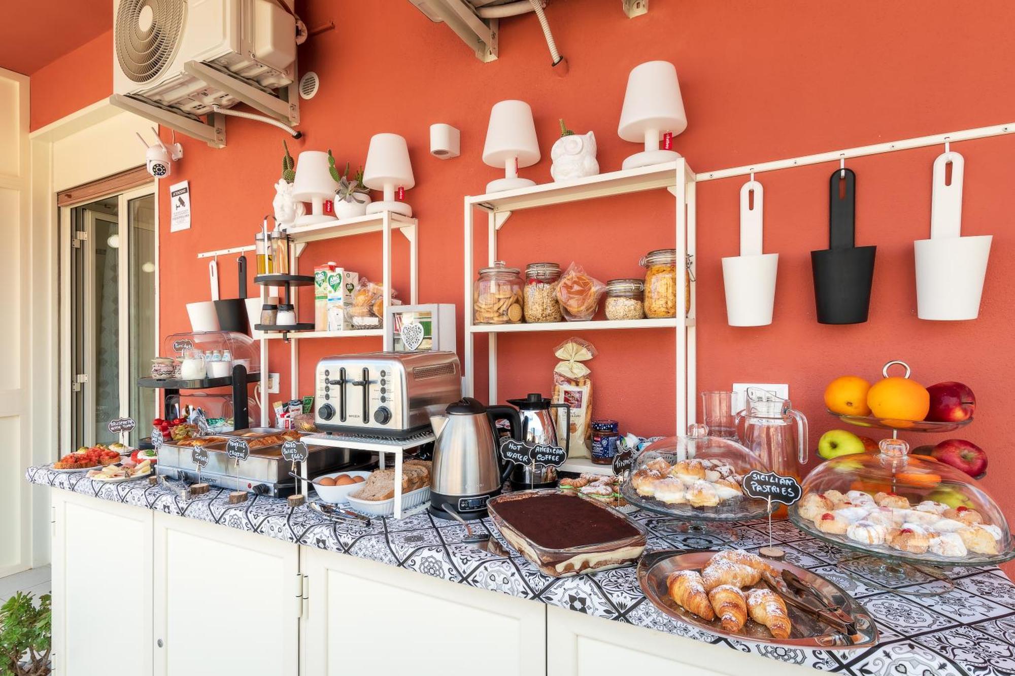 Ciccio Rooms And Breakfast - Self Check-In Palermo Zewnętrze zdjęcie