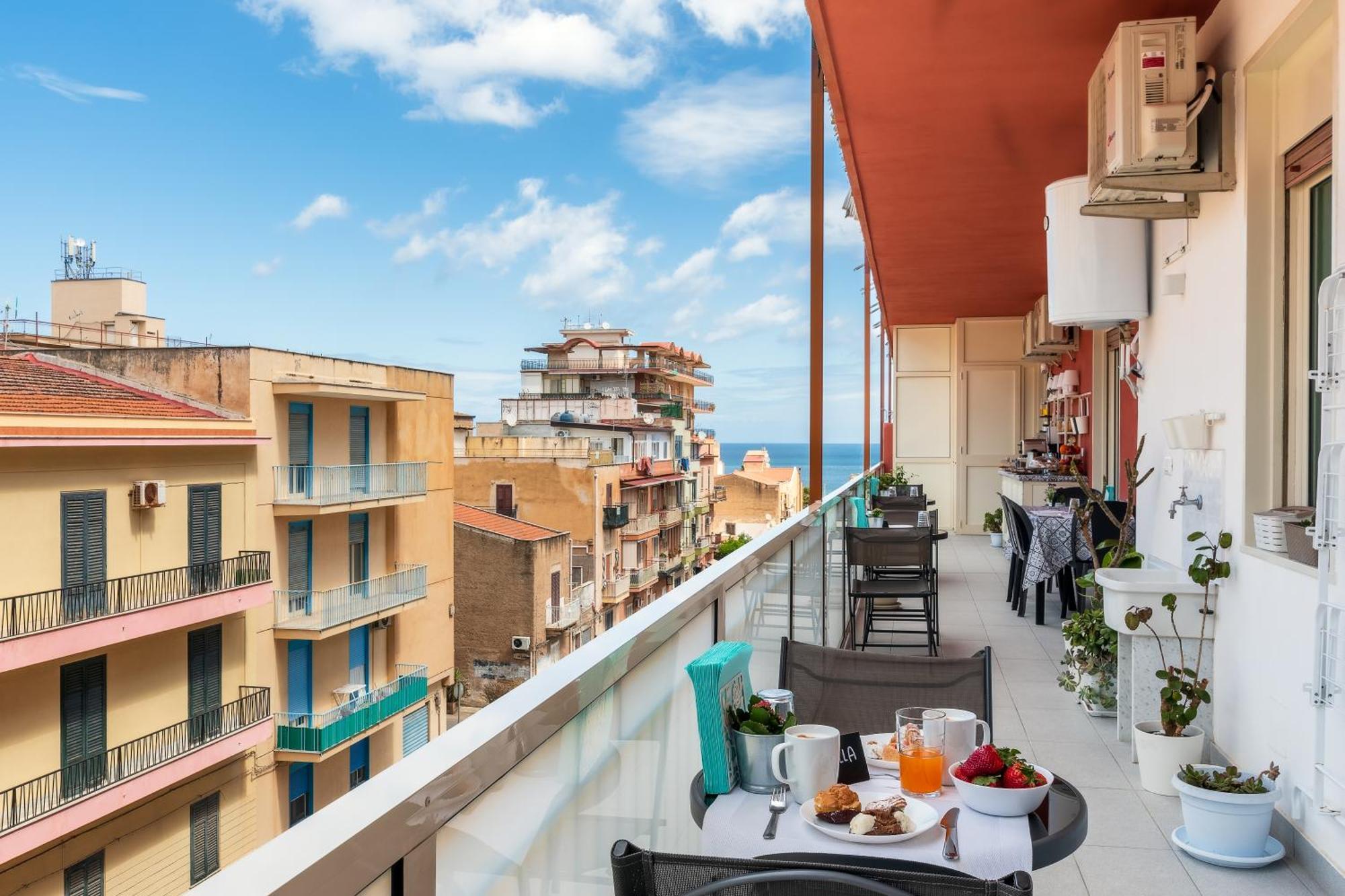 Ciccio Rooms And Breakfast - Self Check-In Palermo Zewnętrze zdjęcie